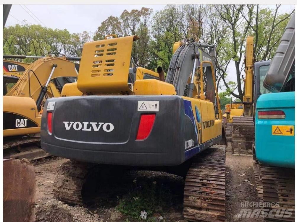 Volvo EC 210 B LC Pelle sur chenilles