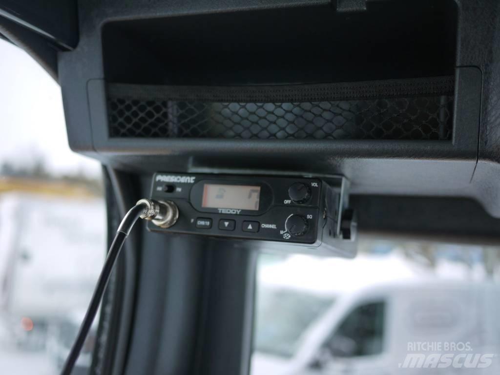 Hyundai R 55W-9A Pelle sur pneus