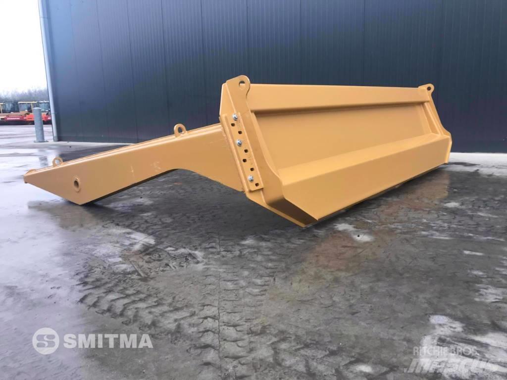 CAT 745C Hayons
