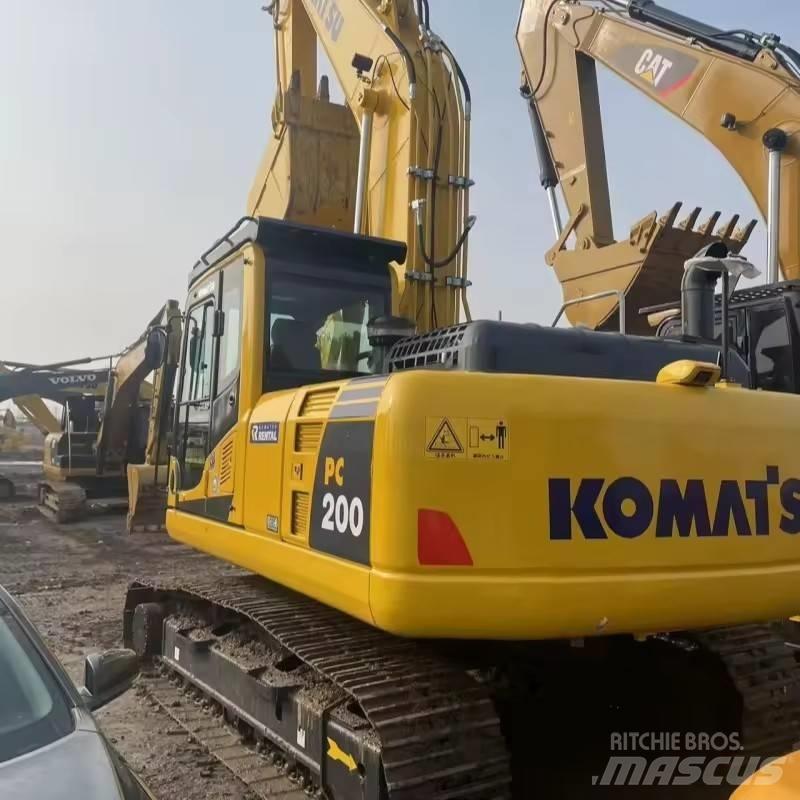 Komatsu PC 200 Pelle sur chenilles