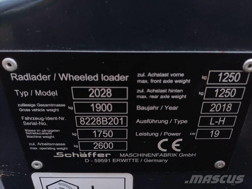 Schäffer 2028 Chargeuse multifonction