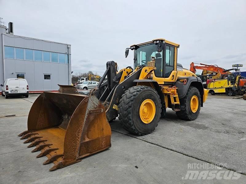 Volvo L 120 H Chargeuse sur pneus