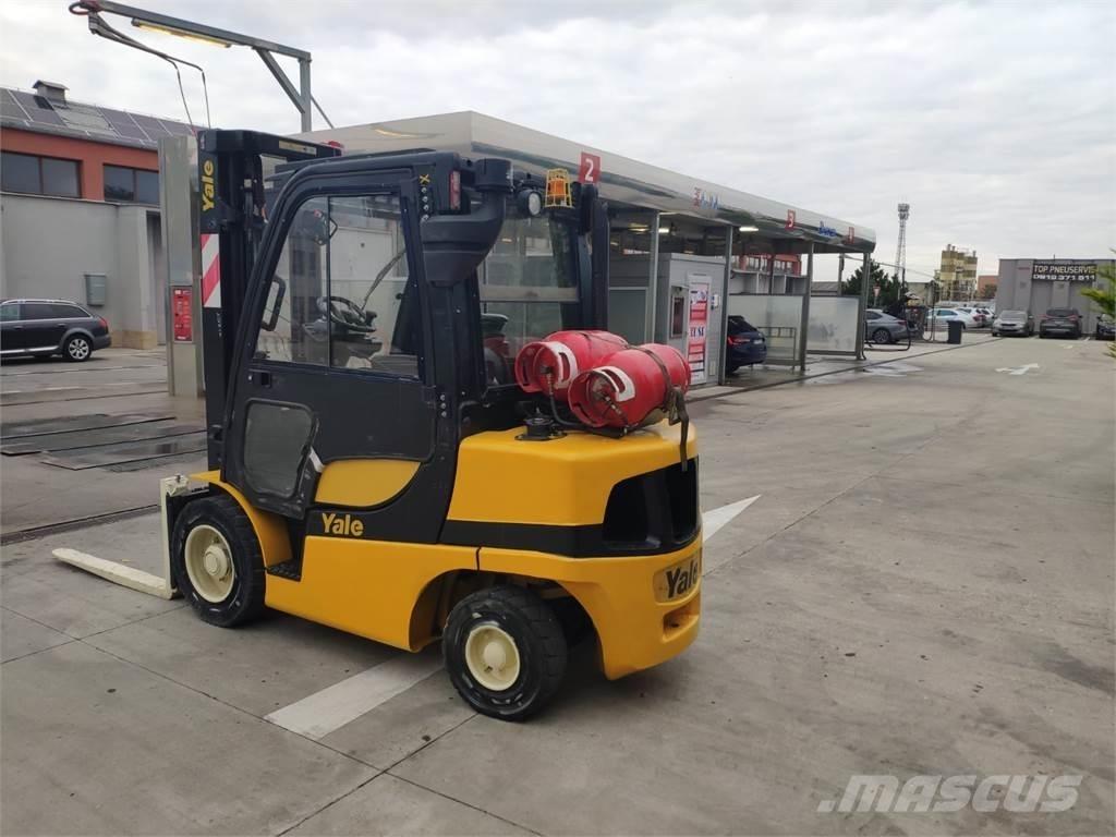 Yale GLP35VX Chariots GPL
