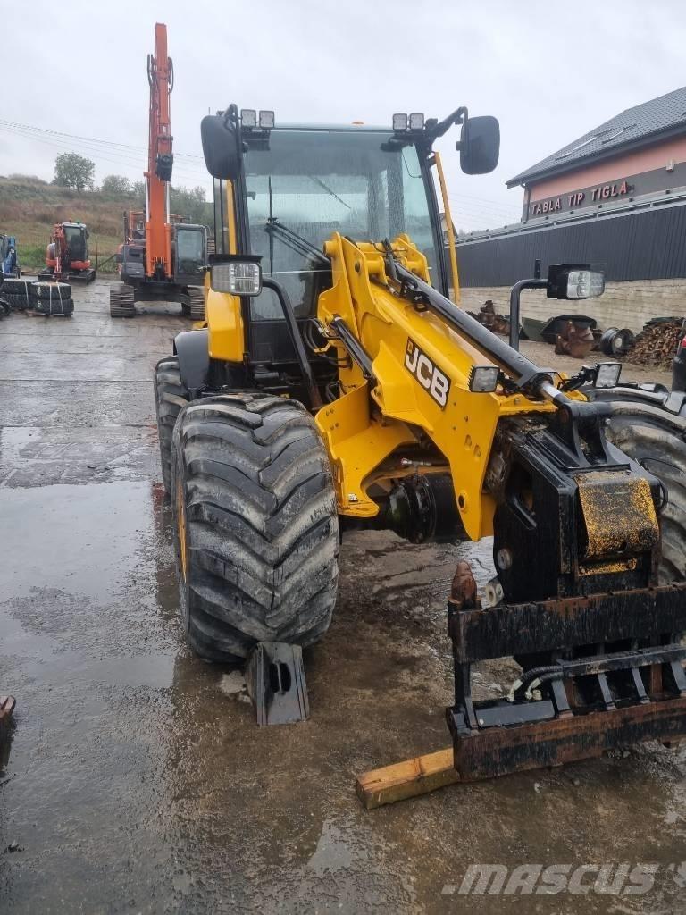 JCB TM 320S Télescopique agricole
