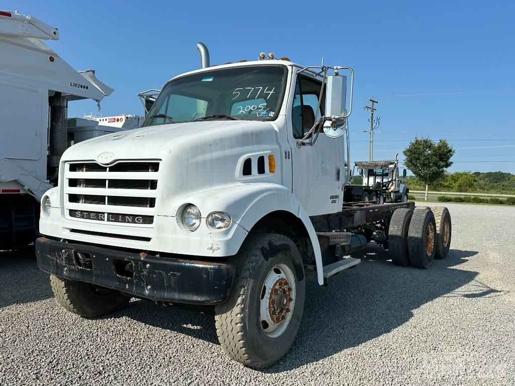 Sterling L 7500 Châssis cabine