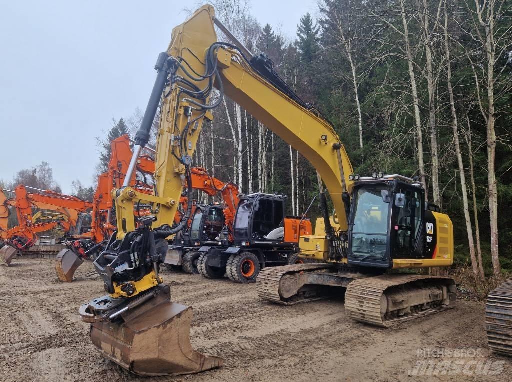 CAT 323 F L Pelle sur chenilles
