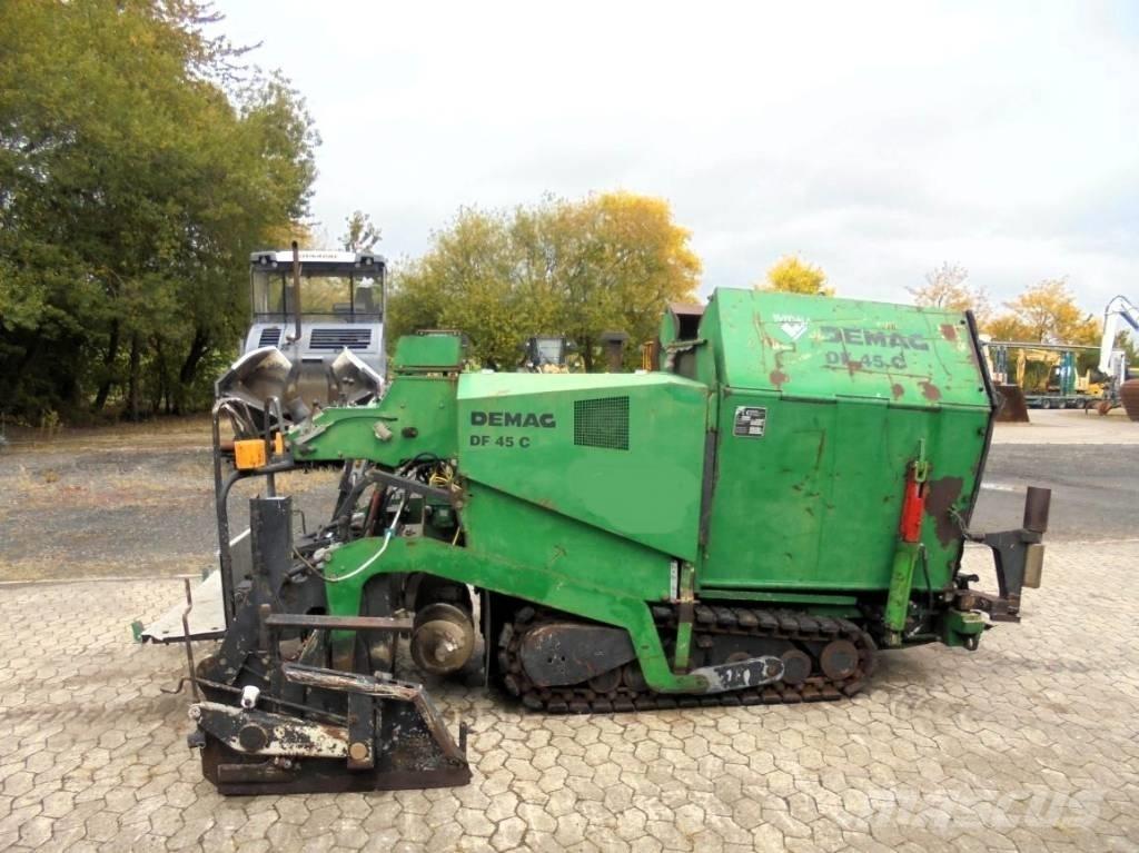 Demag DF 45 C Finisseur