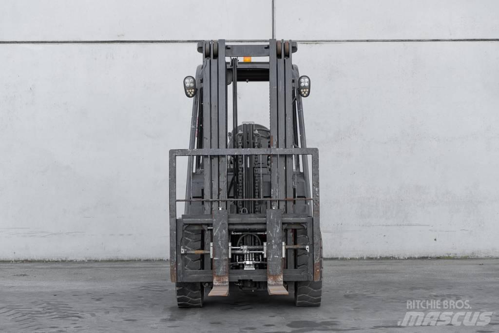 Manitou MI 30 D Chariots diesel