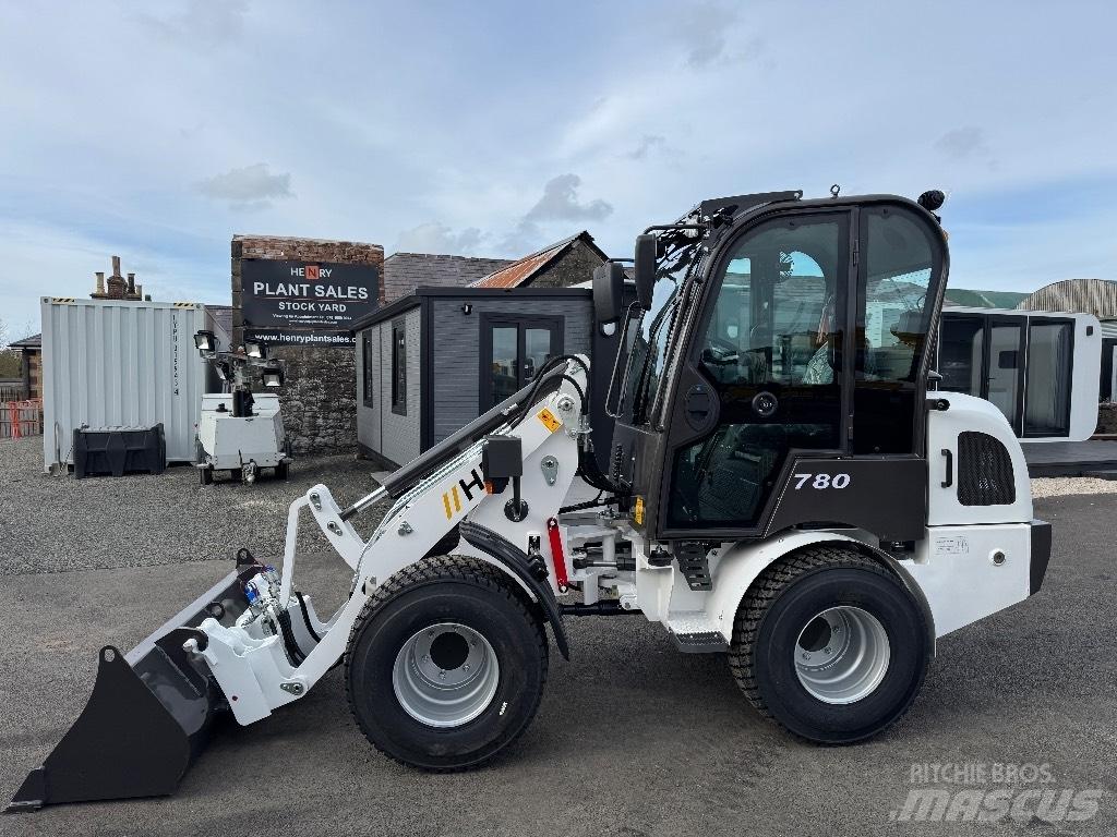  HPS 780 Chargeuse sur pneus