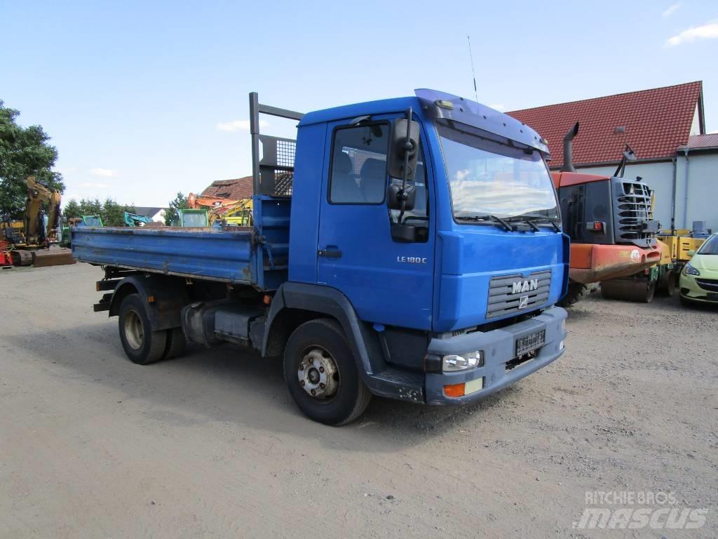 MAN LE 180C  L 2000 Camion benne