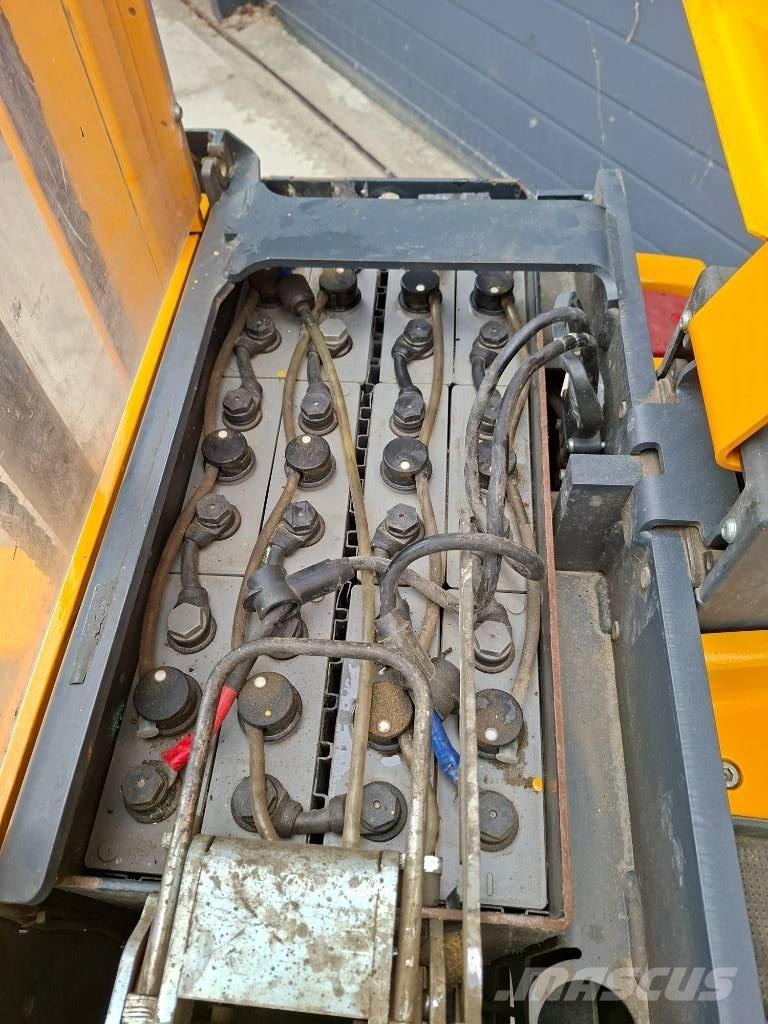 Jungheinrich EJD 220 Gerbeur accompagnant