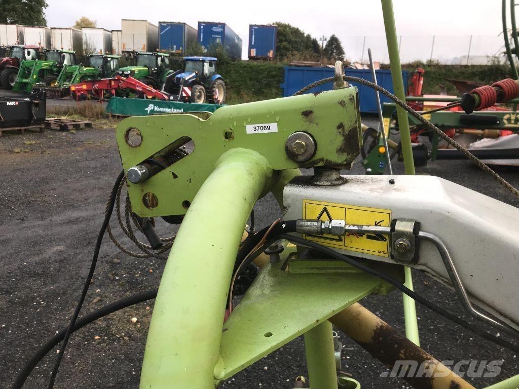 CLAAS Volto 58 Rateau faneur