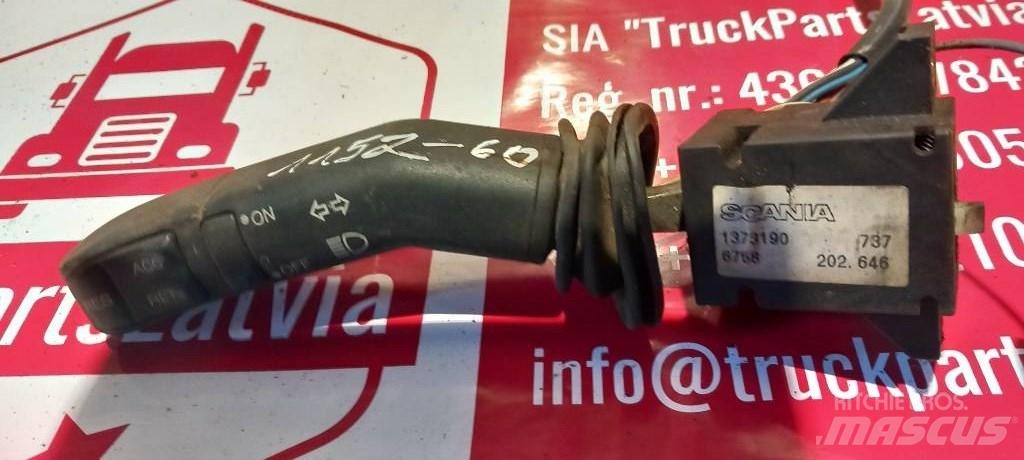 Scania R 420.   1373190 Cabines