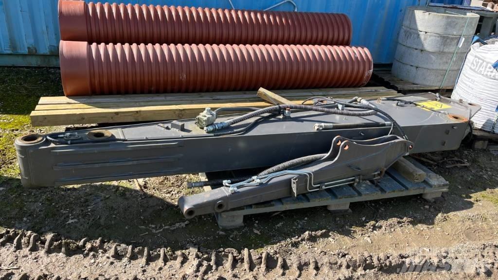 Volvo EC140 Bras et Godet