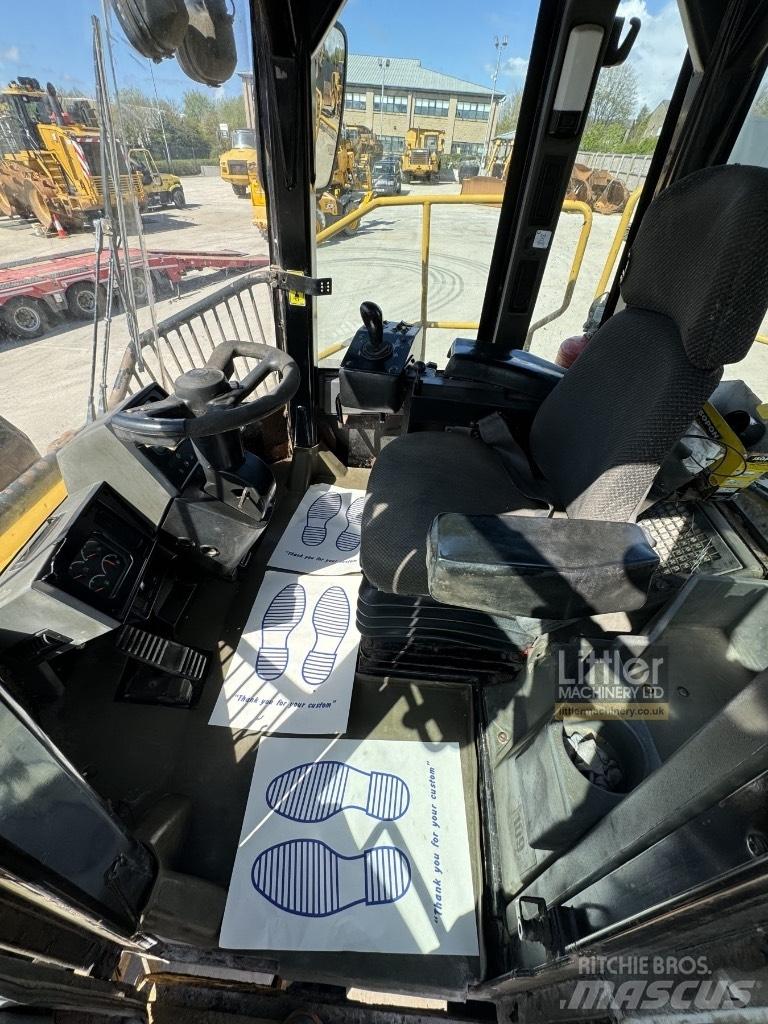 CAT 826H Compacteurs de déchets