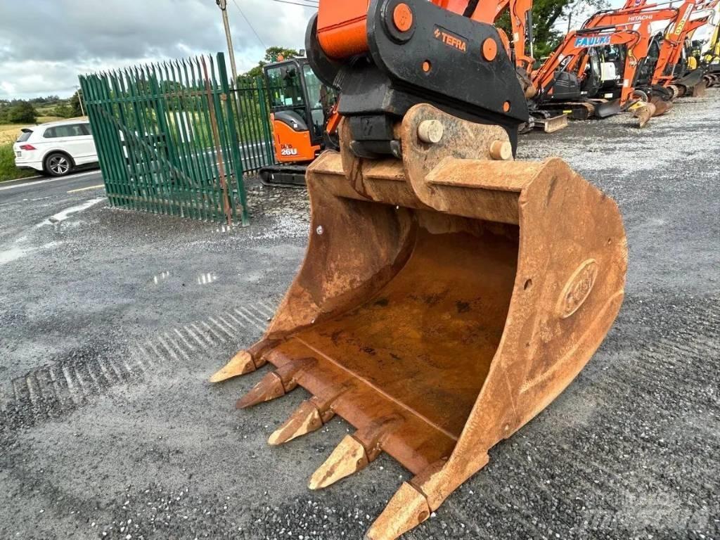 Hitachi ZX 350 LC-6 Pelle sur chenilles