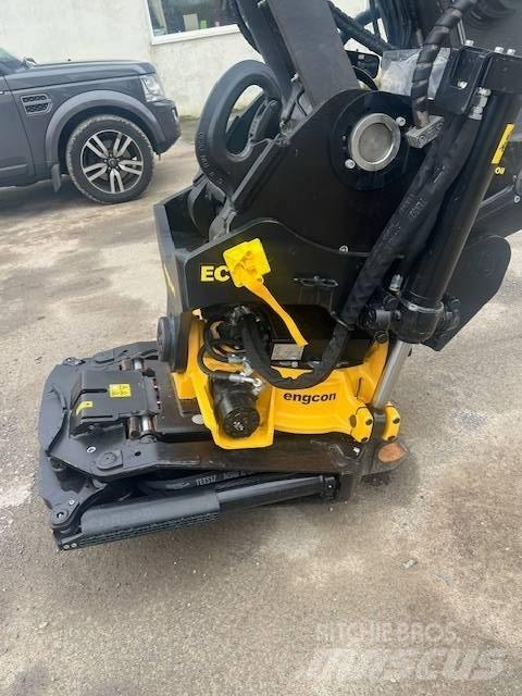 Volvo EC220EL Pelle sur chenilles