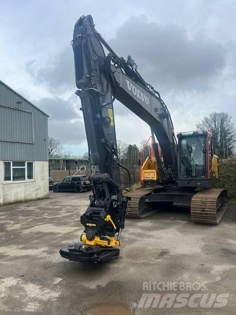 Volvo EC220EL Pelle sur chenilles