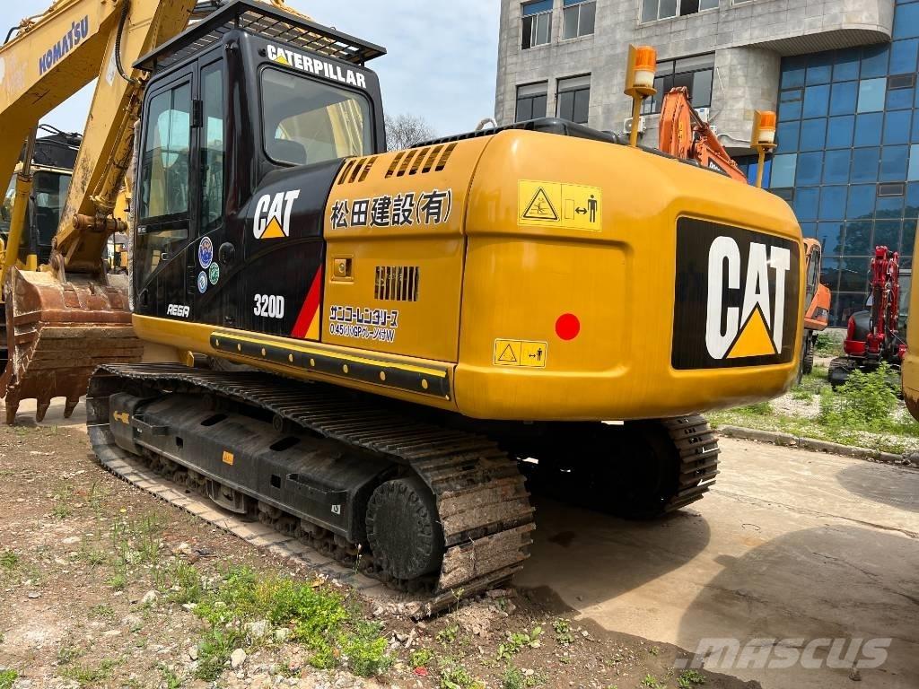 CAT 320 D Pelle sur chenilles