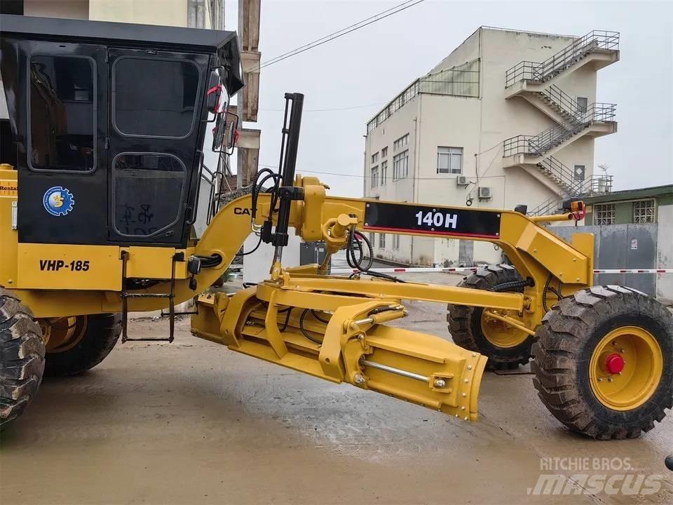 CAT 140H Niveleuse