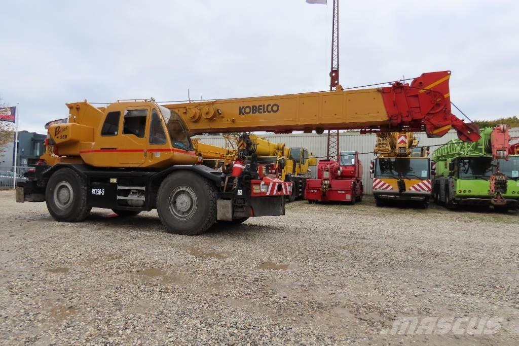 Kobelco RK 250-3 Grues mobiles