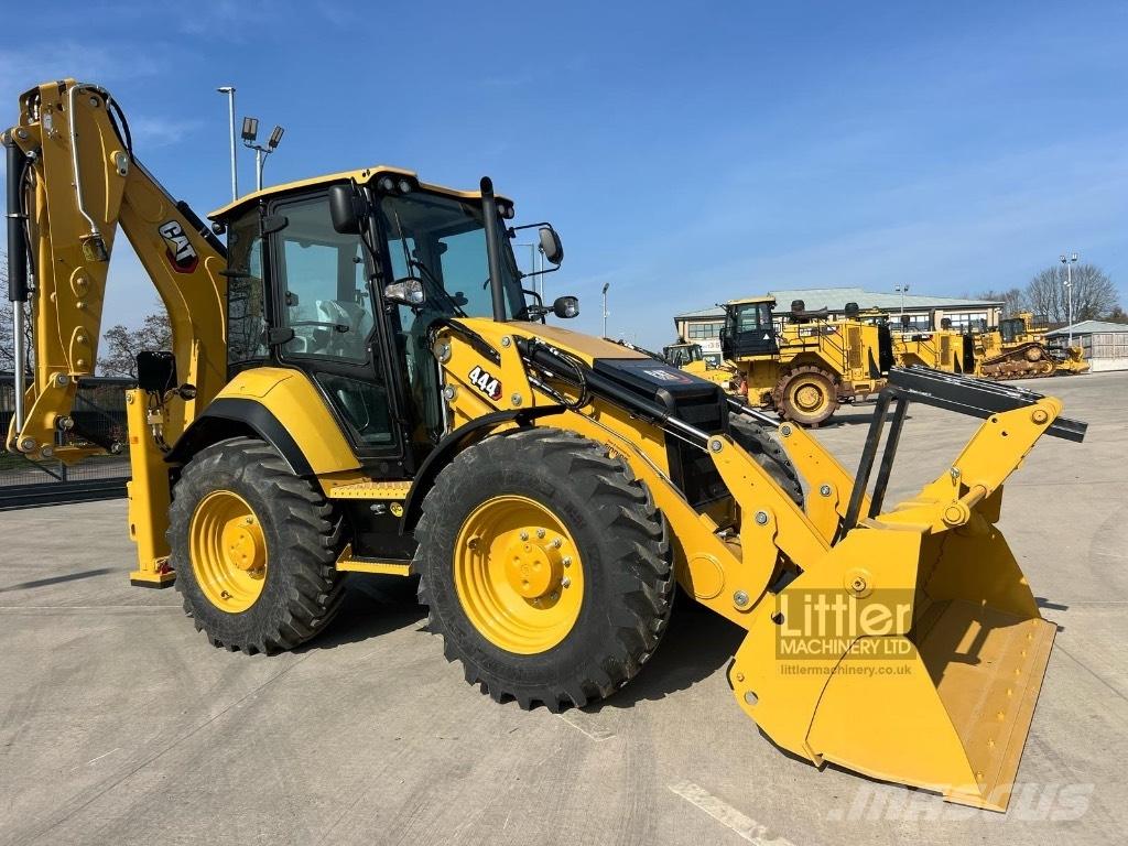 CAT 444 Tractopelle