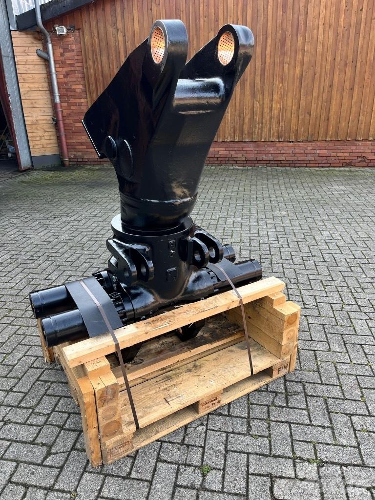 John Deere CH 7 / G Bras et Godet