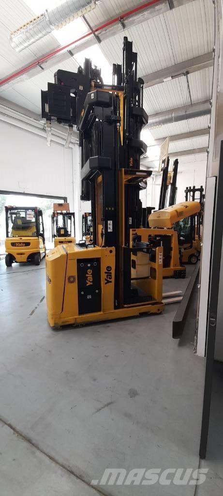 Yale M 010 S Préparateur de commande haute levée