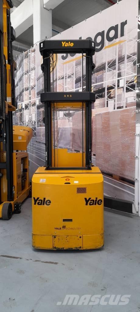 Yale M 010 S Préparateur de commande haute levée