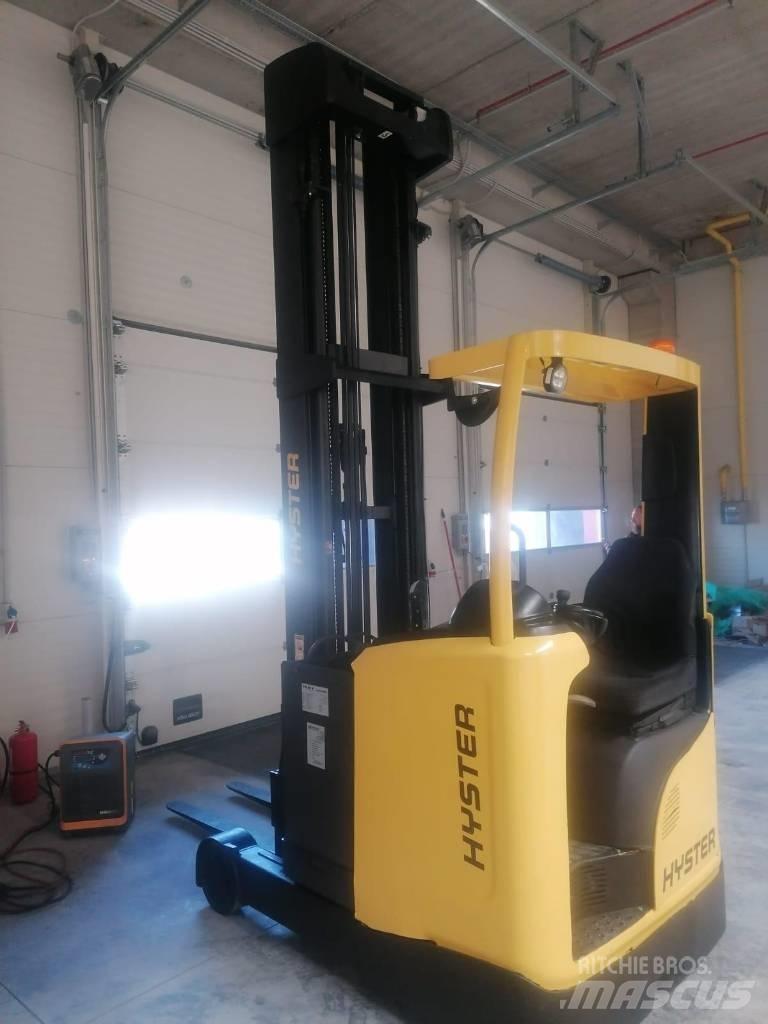Hyster R 1.6 Chariot à mât rétractable