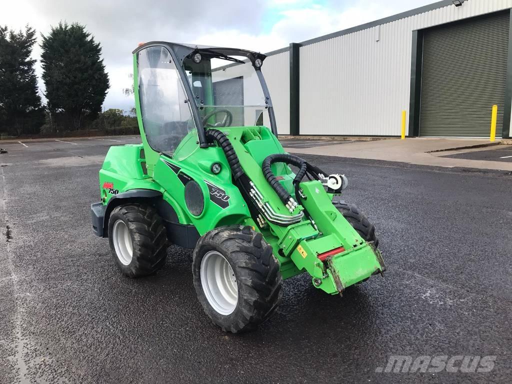 Avant 750 Chargeuse multifonction