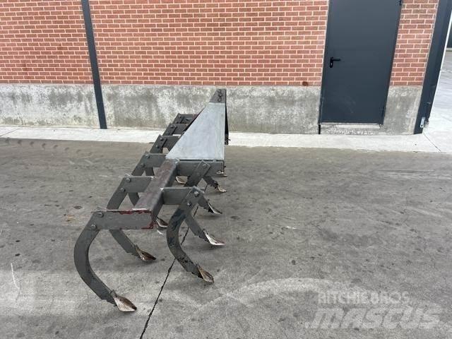 Peecon cultivator Déchaumeur, cultivateur