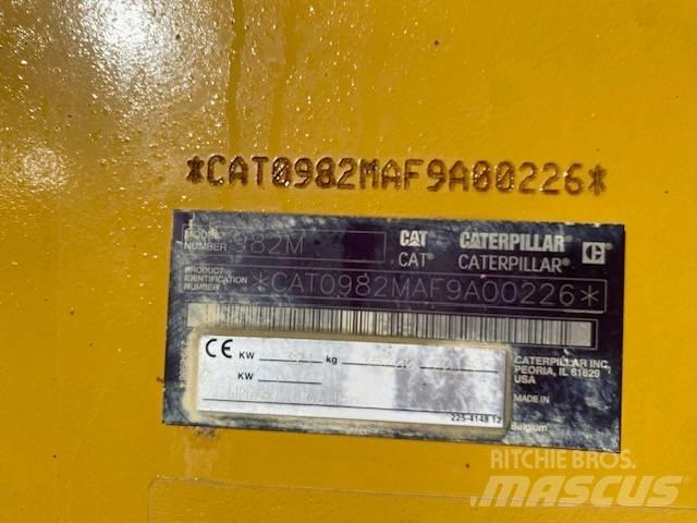 CAT 982 M Chargeuse sur pneus