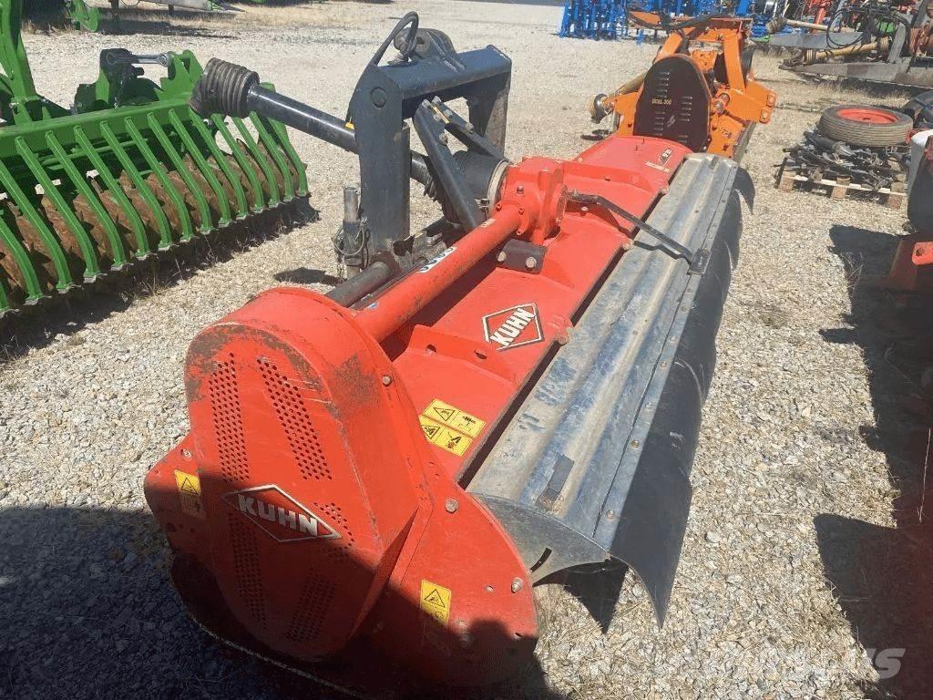 Kuhn BP 305 Concasseur