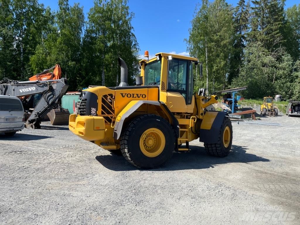 Volvo L 90 F Chargeuse sur pneus