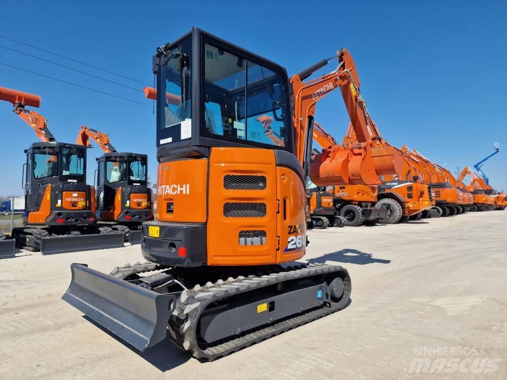 Hitachi ZX 26 U-6 Mini pelle < 7t