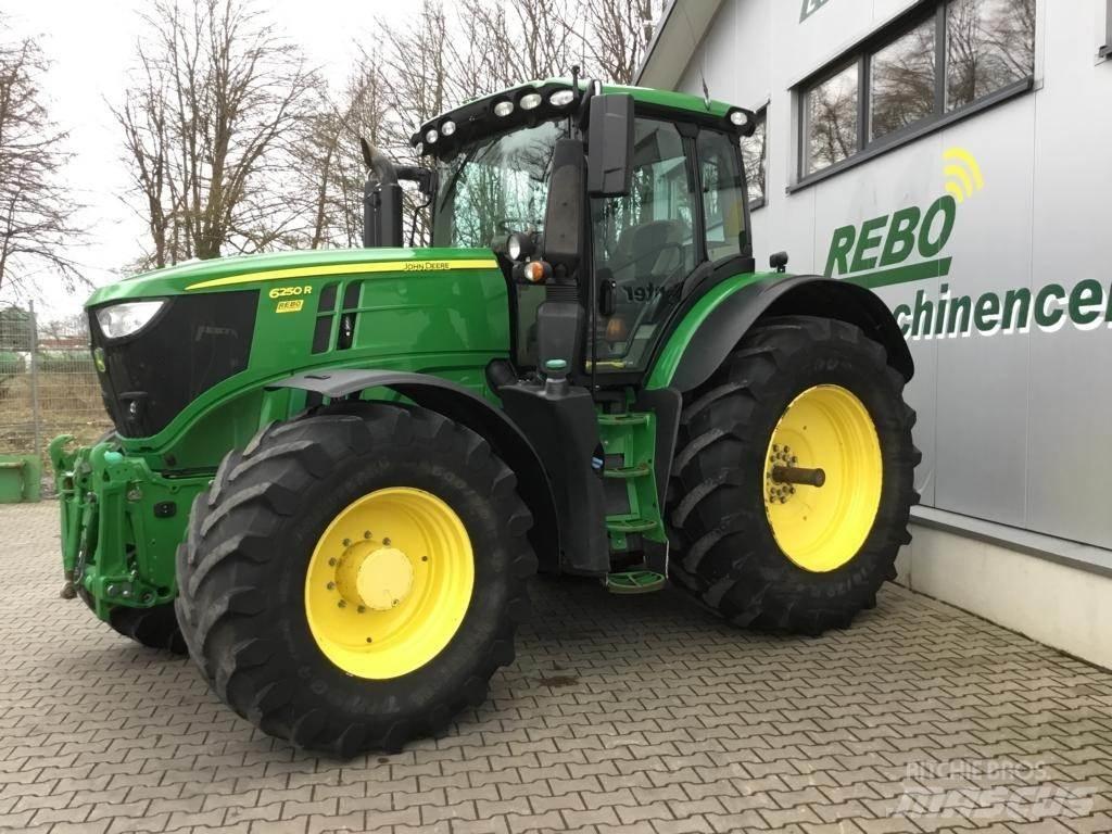 John Deere 6250R Tracteur