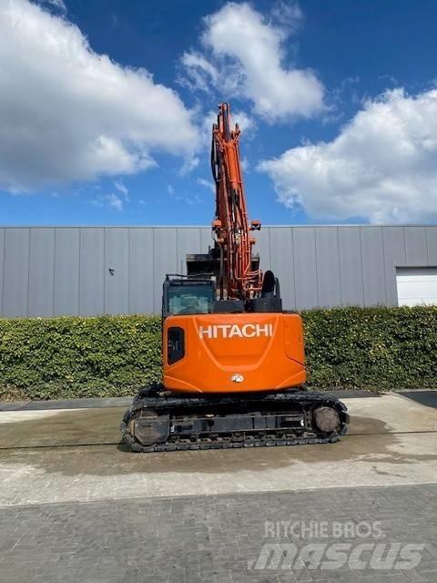 Hitachi 135US-6 Pelle sur chenilles