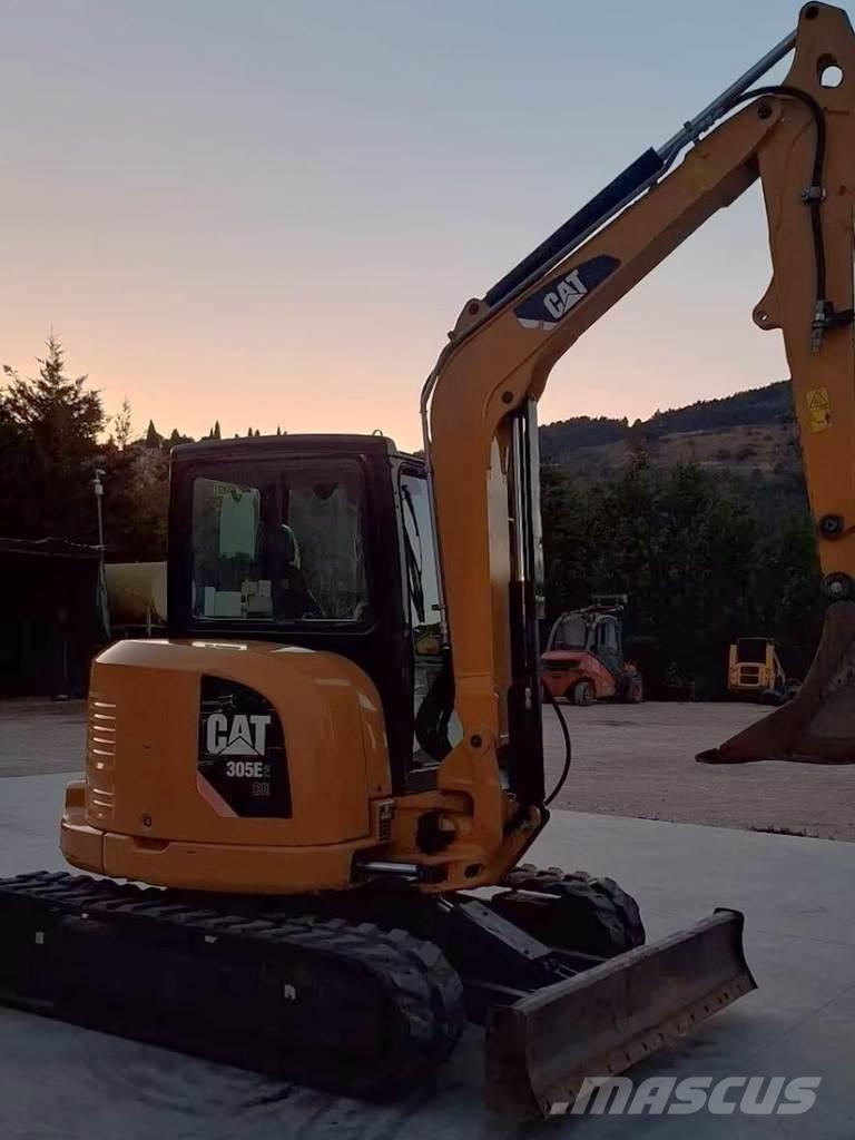 CAT 305E2CR Mini pelle < 7t