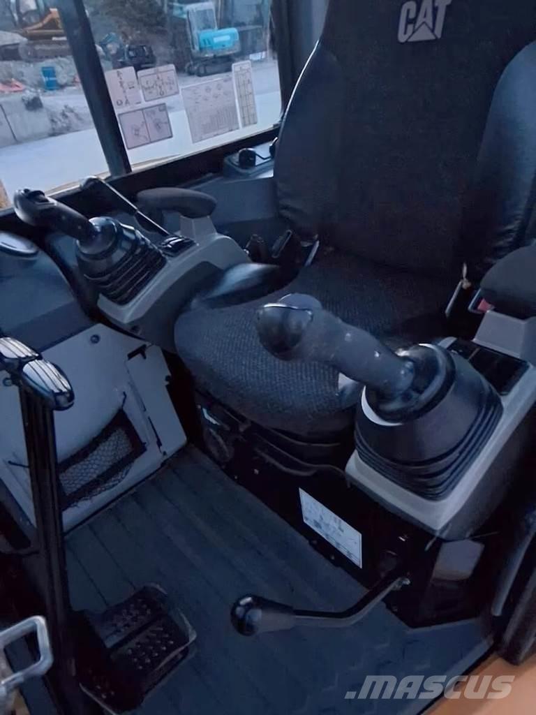 CAT 305E2CR Mini pelle < 7t