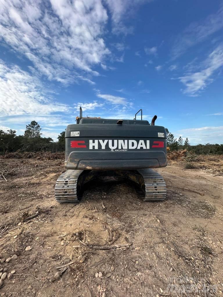Hyundai HX 260 L Pelle sur chenilles