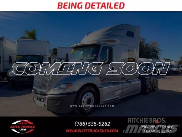 International LT Autre camion