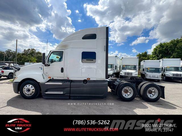 International LT Autre camion