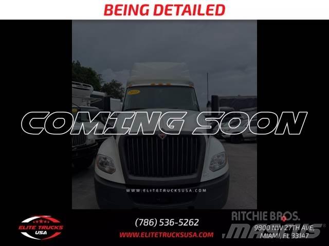 International LT Autre camion
