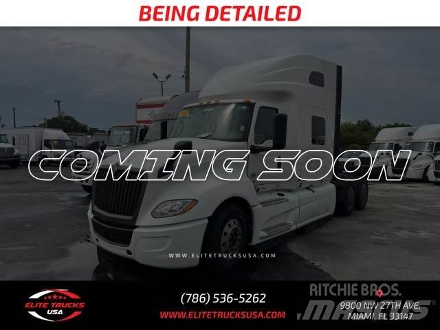International LT Autre camion