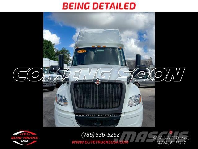 International LT Autre camion