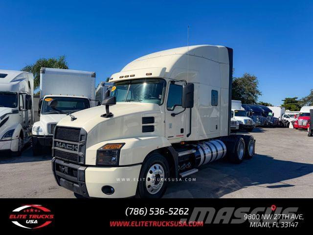 Mack Anthem Autre camion