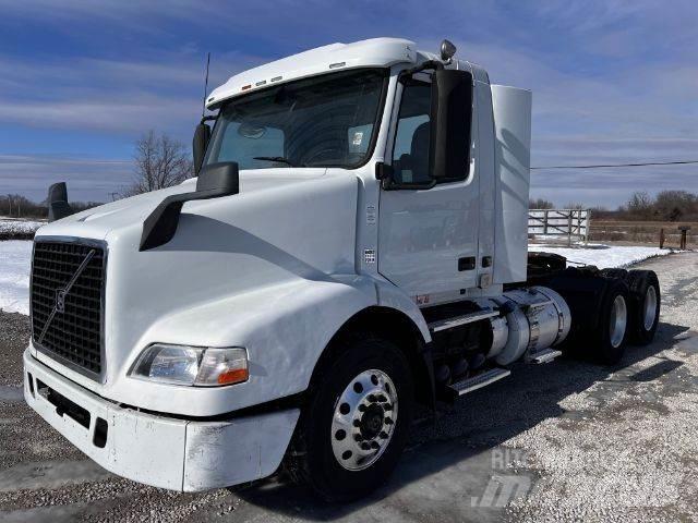 Volvo VNM Châssis cabine