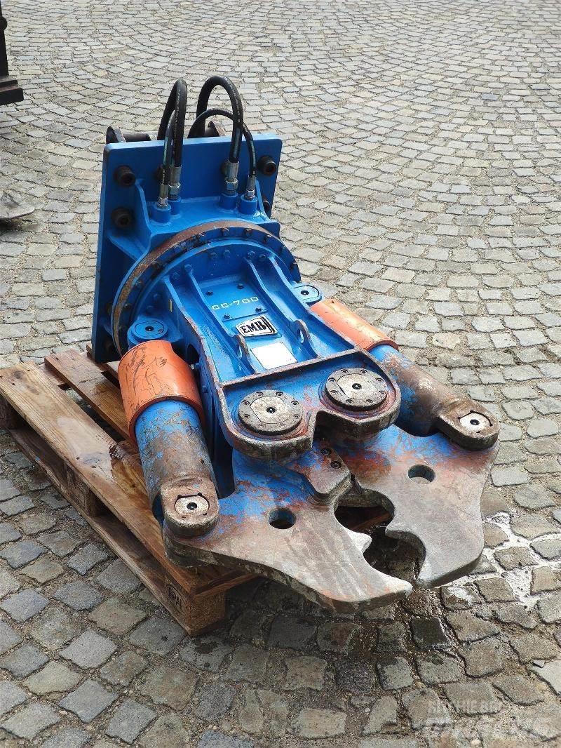  EMB CC700 Cisaille