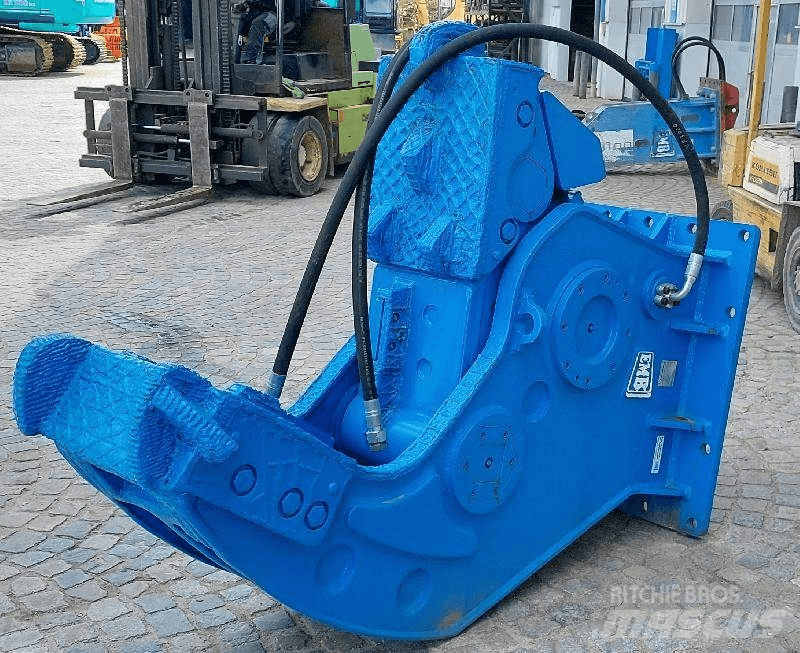  EMB VP3000 Concasseur de Travaux Publics